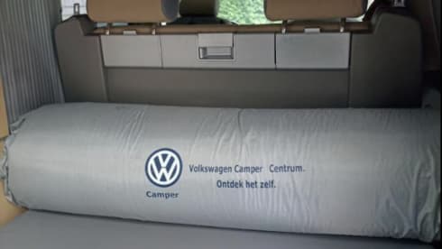 Plan B – 4p Volkswagen California