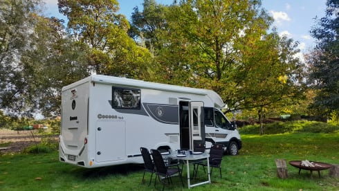 New Benimar Cocoon 463 10/2022 with silent roof air conditioning