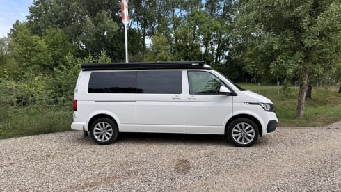 Camperke Mees – Camper Mees - 2 Persons - Chic & Large Bed