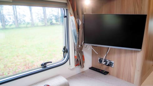 Taylor – Peugeot Bailey Approach camper met 6 slaapplaatsen, bouwjaar 2011.