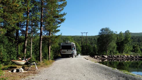 2 p. bus camper with longitudinal beds (AmorA 2017)