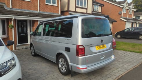 Rocky California  – 4 berth Volkswagen California Ocean bus from 2016