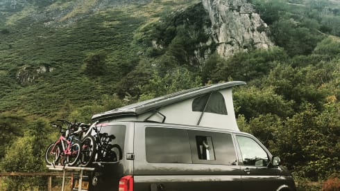 4 berth Volkswagen T6 campervan ( 2019)
