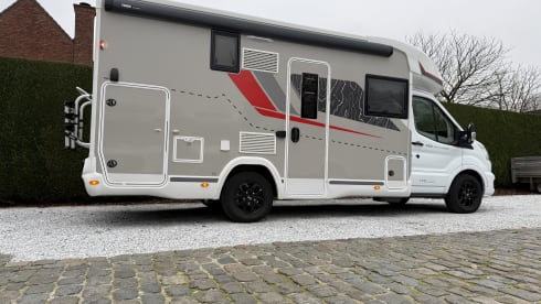 Challenger 260 – Challenger 260 Graphite Ultimate - AUTOMATIC 2025
