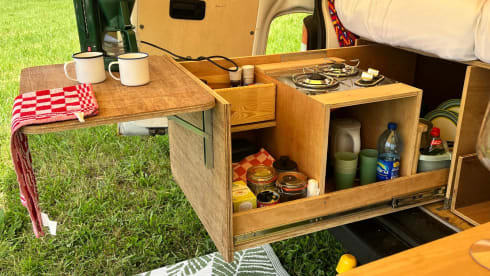 Gele busje – Extended Yellow Volkswagen T5 camper 