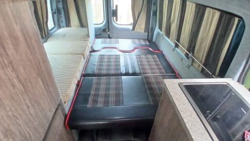 Nostromo – 4 berth Ford bus from 2005