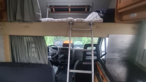 Jankies – Fiat Alcove 1998 🚎 max 5 persons 