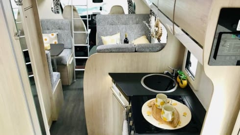 Flash – 7 berth Chausson 656 Flash  2019 2.3 Normal licence