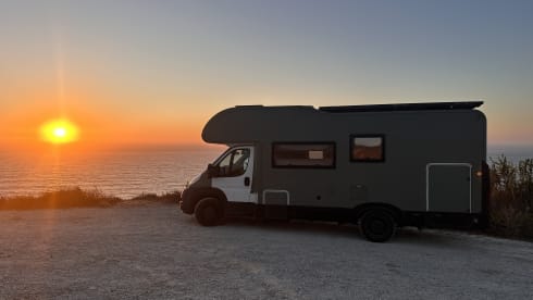 NU+ – 4p Adria Mobil alcôve de 2012