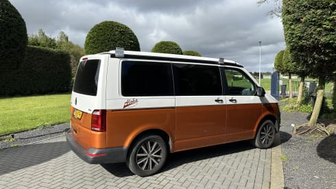 Camper Bronze – p Volkswagen bus from 2018