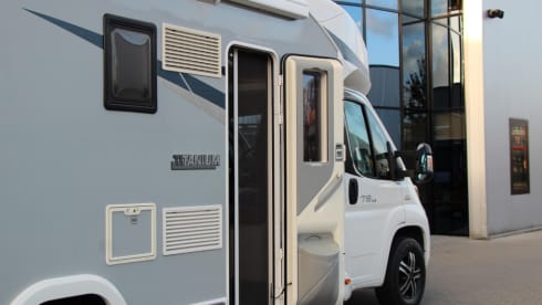 4p Chausson semi-integrated uit 2016