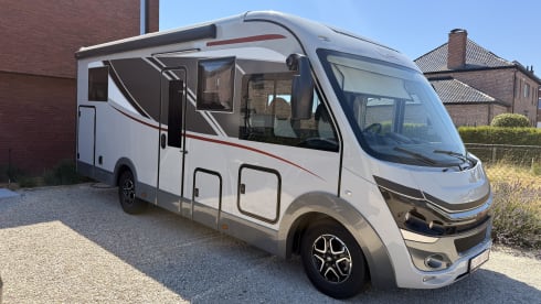 Premium motorhome 2026 | Automaat 180pk | Dakairco | 4p
