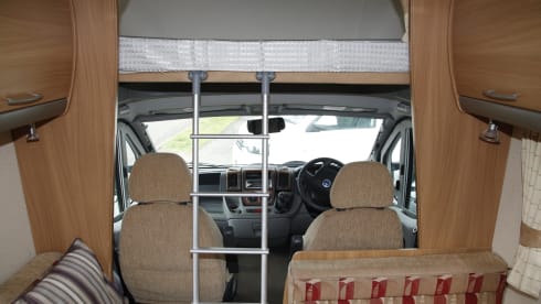 Susie – 5 berth pet friendly motorhome, based between Brighton and Gatwick