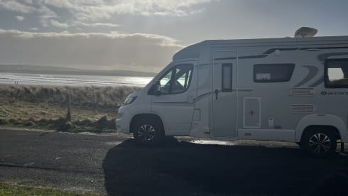 Rent & Drive! – 2 berth Peugeot Compact motorhome 2018