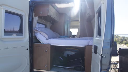 Skippy – Beautiful, sturdy luxury full bus camper.