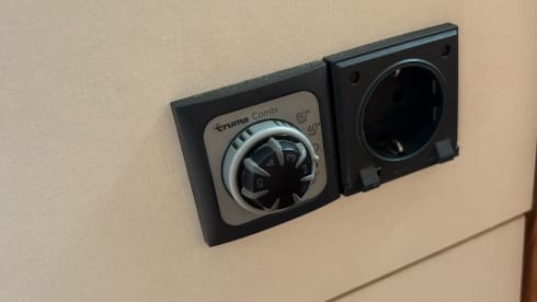 4p Fiat bus uit 2011