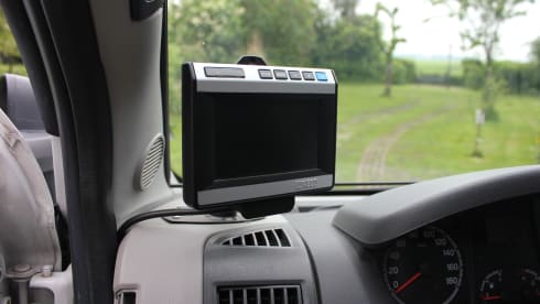 3p Knaus semi-integrated from 2010, Van TI 600 ME, 130 Multijet camper