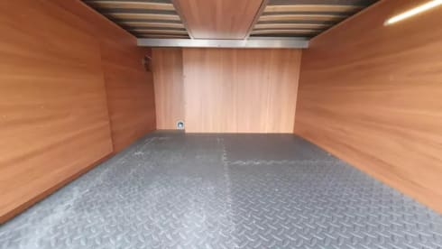 Stijn – Luxury Pössle Bus Camper from 2021 - Including 2 electric bicycles & air conditioning 