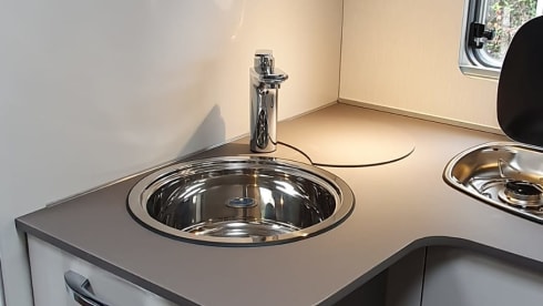 New Bürstner motorhome for 4 people