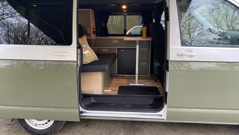 Volkswagen  – Volkswagen camper bus 