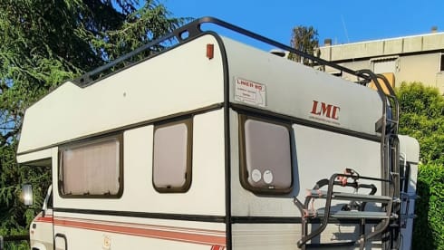 Green 2 – 🚐 Green 2 – Il Nonno dei Camper… ma con il Cuore Caldo e il Frigo Freddo! 🌍