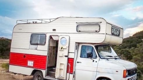 srabadori  – camper mansardato 