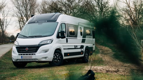 Goditi la tua libertà nel nostro nuovissimo camper ADRIA.