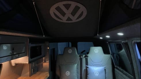 Dave – 4 berth Volkswagen campervan from 2020