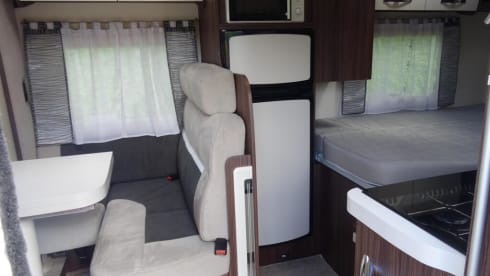 Beni – 3 berth Benimar semi-integrated from 2017