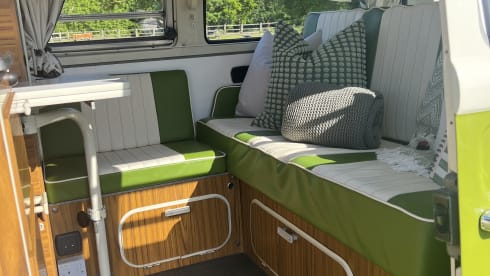Olive – 'Olive' VW T2 Westfalia 1973 Campervan