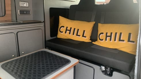 Reggie Grey – 4 berth T6.1 Volkswagen Campervan 2021