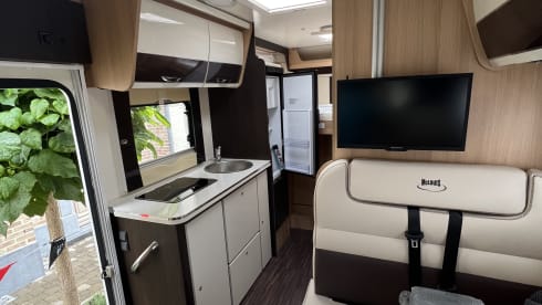 Glamys – 8p McLouis alcove uit 2022