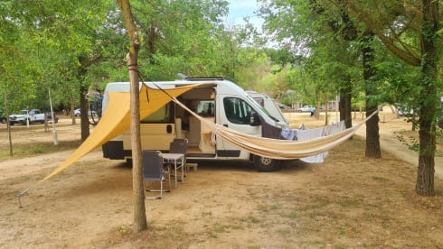 Bonnie – Cozy camper, your house on wheels! Perfect for wild camping.