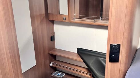 Breezer – Very complete and luxurious camper LMC 4 persons