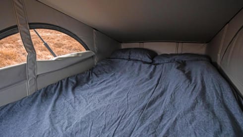 VW Beach – 4 berth Volkswagen campervan from 2023
