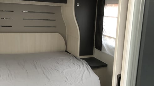 Ford 2BEV234 – 4p Chausson Half-Integraal uit 2021