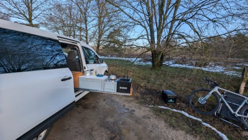 Buitenbende – Off-grid mini camper - 2024 - compact and maneuverable