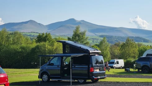 Halle – 4 berth Volkswagen campervan 