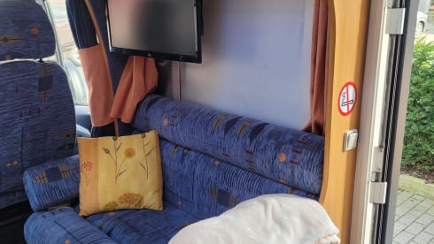 4p Chausson integrated uit 2005