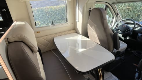 MCLOUIS CARAT 479 model 2021