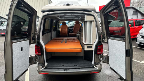 Highland Explorer – Volkswagen T6.1 LWB Monte Carlo