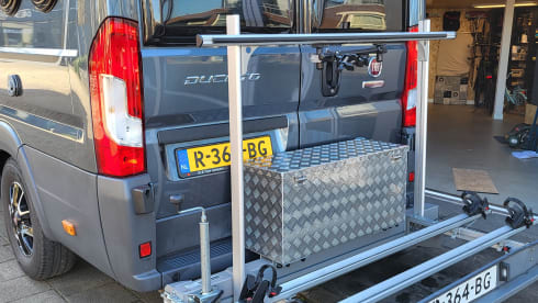 CamperTonFranka – 2p Carthago bus from 2017