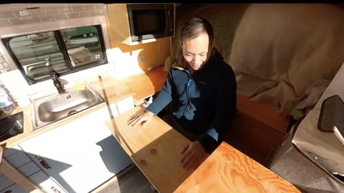 Auto Explorer – 2 berth Automatic Mercedes-Benz Sprinter 
