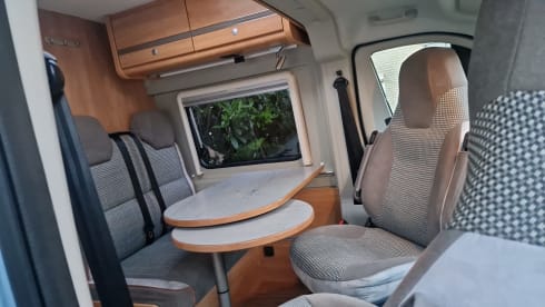 Complete Pössl Campervan