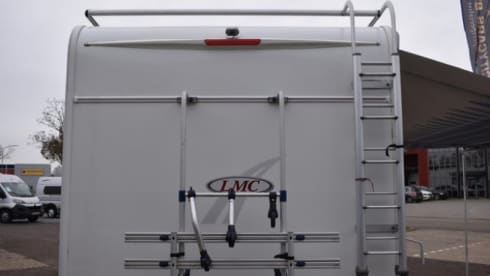 Campie – Complete LMC Liberty with 4 seats and 6 sleeping places