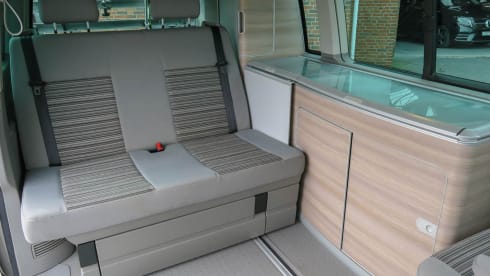 Dani – 4p Volkswagen campervan from 2012