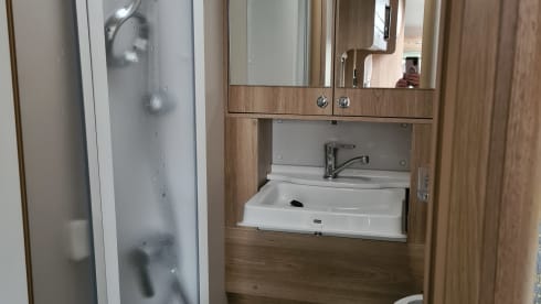 Kelsee – Kelsee 4 berth Elddis 155 Evolution Coachbuilt 2019