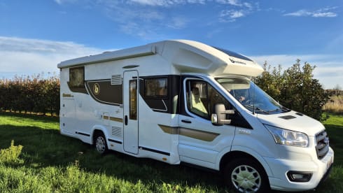 4p Benimar semi-integrated uit 2023