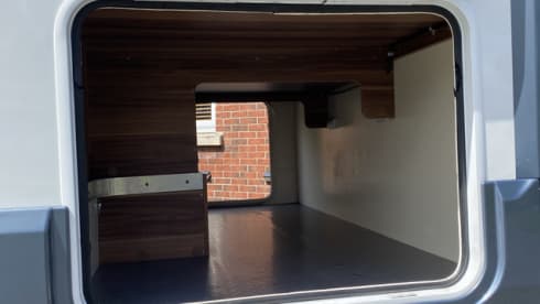 Mario – The ultimate off grid motorhome! Rent "Mario" the Motorhome!