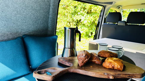 Sea Bass – VW Van with Tentbox Cargo